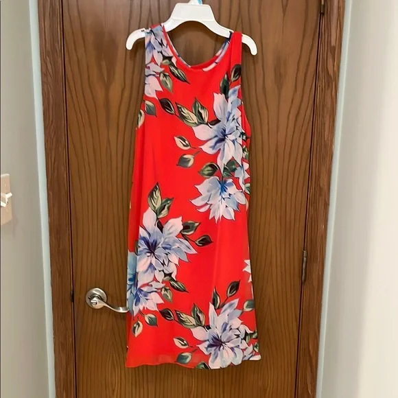 JH COLLECTIBLES UEC Women’s Size 16 Floral Sleeveless Red Sheath Dress - Picture 2 of 11